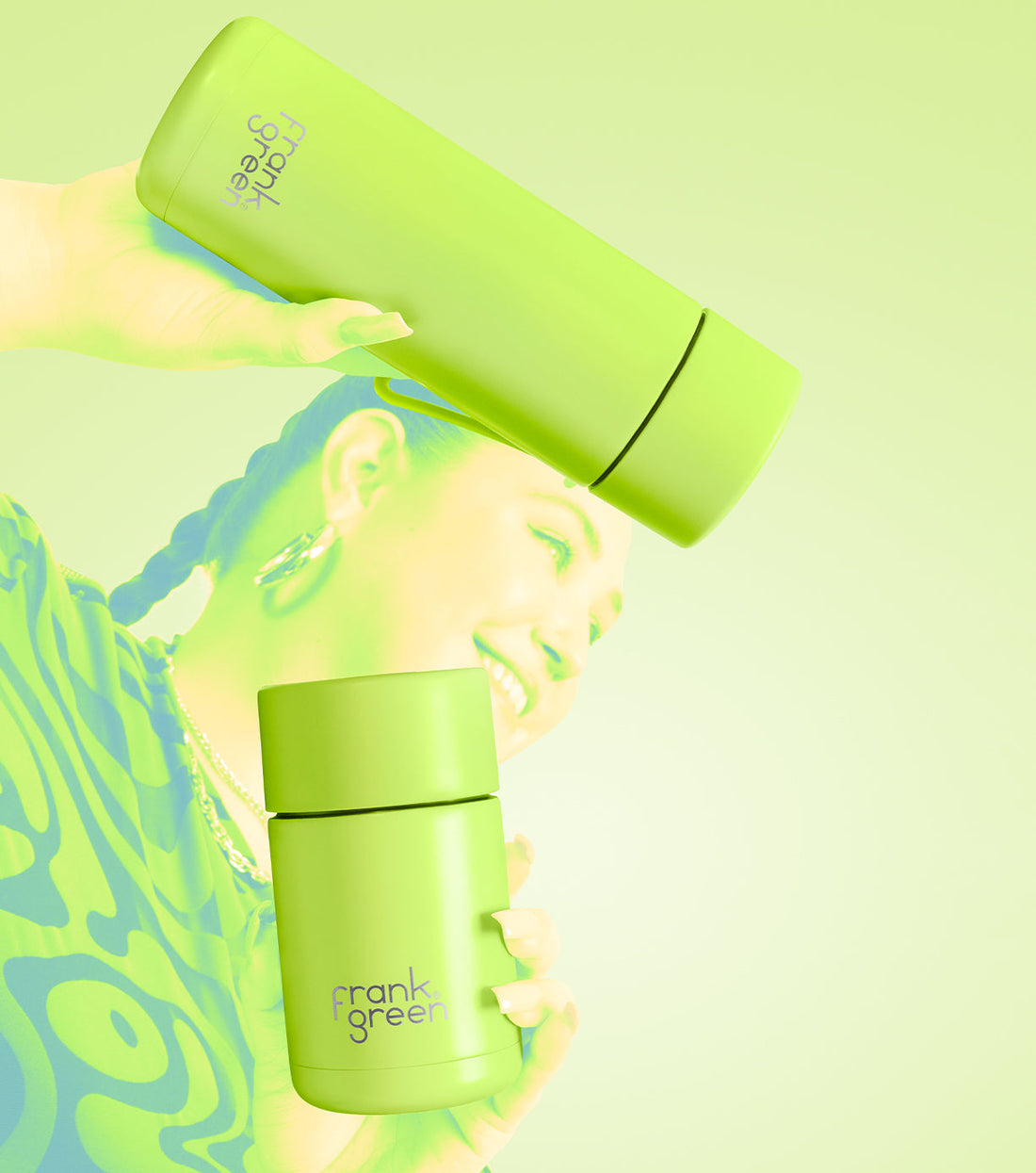 Frank Green - LIMITED EDITION 34oz Stainless Steel Ceramic Reusable Bottle in Pistachio Green