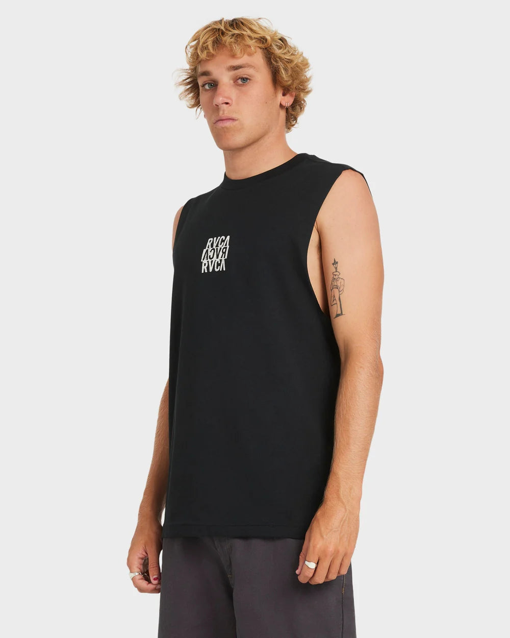 RVCA - Staxed Muscle SS T-Shirt in Black