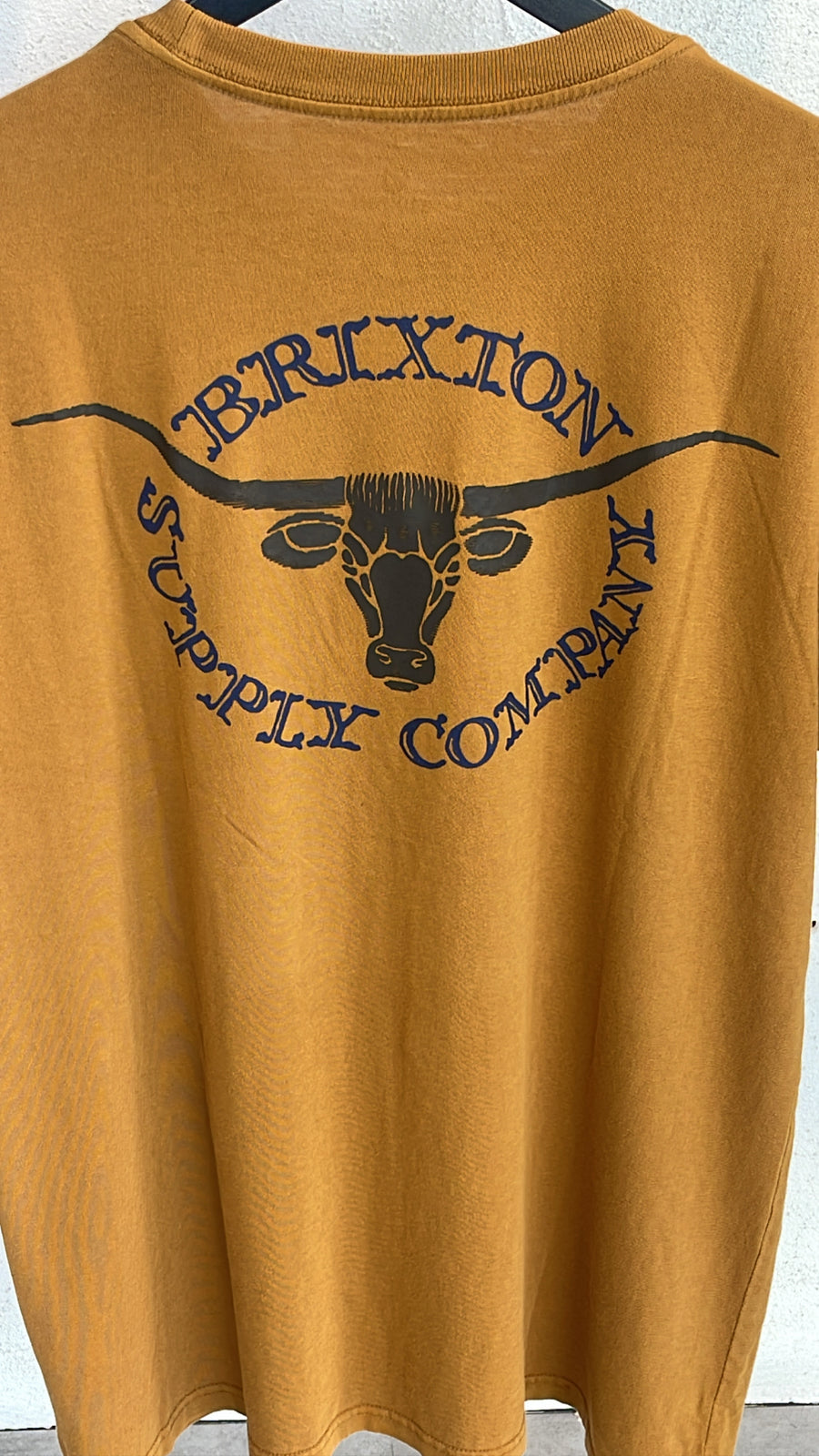 Brixton - Boswell S/S Tee in Golden Brown Worn Wash