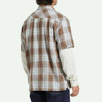 Brixton - Cru Linen Blend S/S WVN Shirt in Pinecone Brown/Coronet Blue