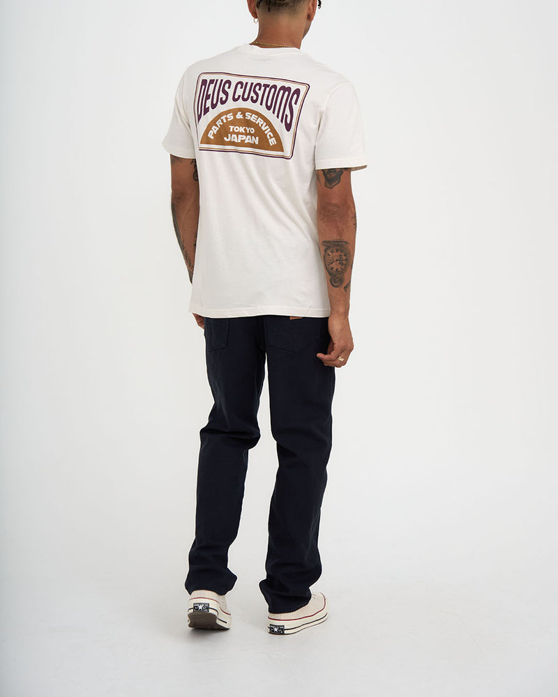 DEUS - Depot Tee in Vintage White