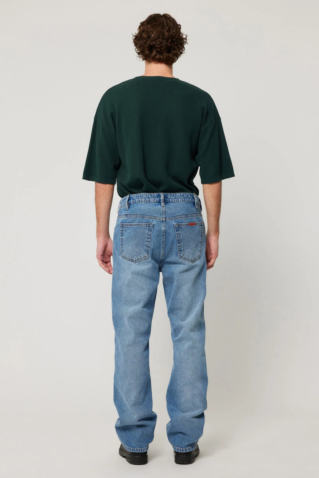 ROLLAS - Ezy Barwon Jean in Mid Blue