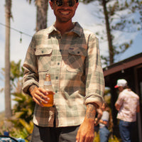 Brixton - Bowery Stretch WR Flannel Shirt in Trekking Green/Oatmilk