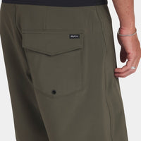 RVCA - VA Trunk Solid in Fatigue