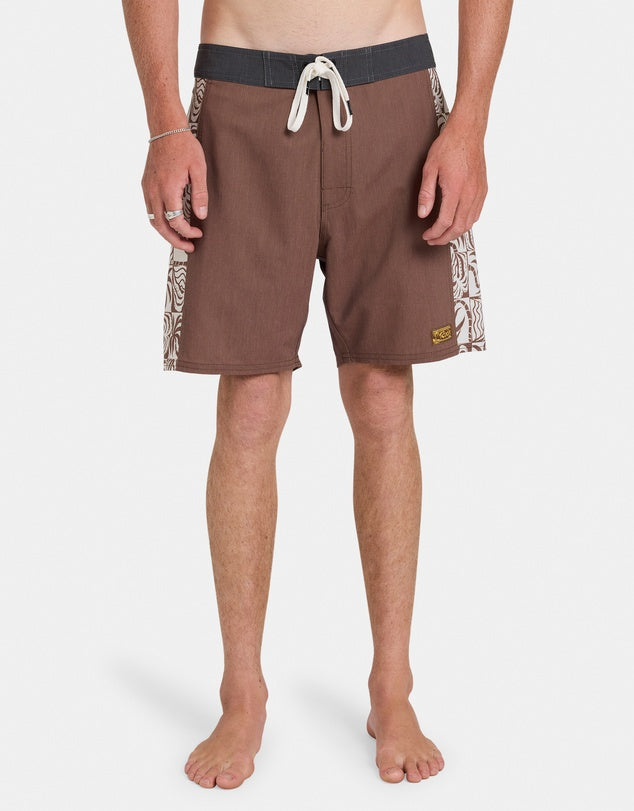 RVCA -  Exotica Trunk 17" in Earth