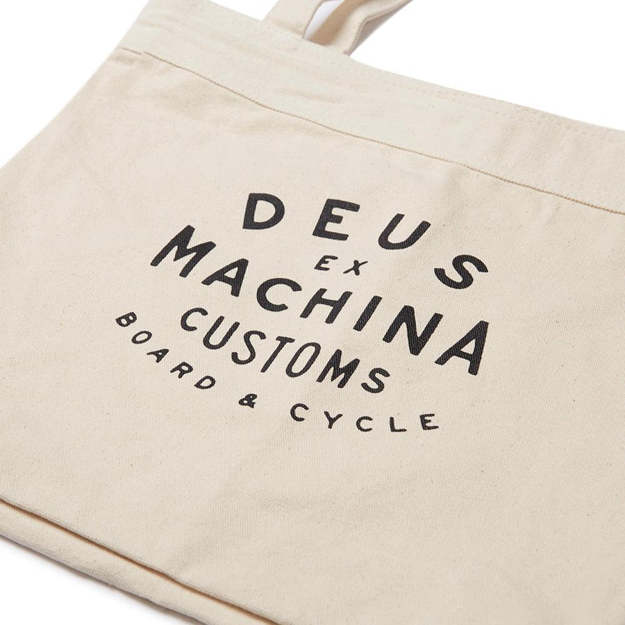 DEUS - New Classic Tote in Natural