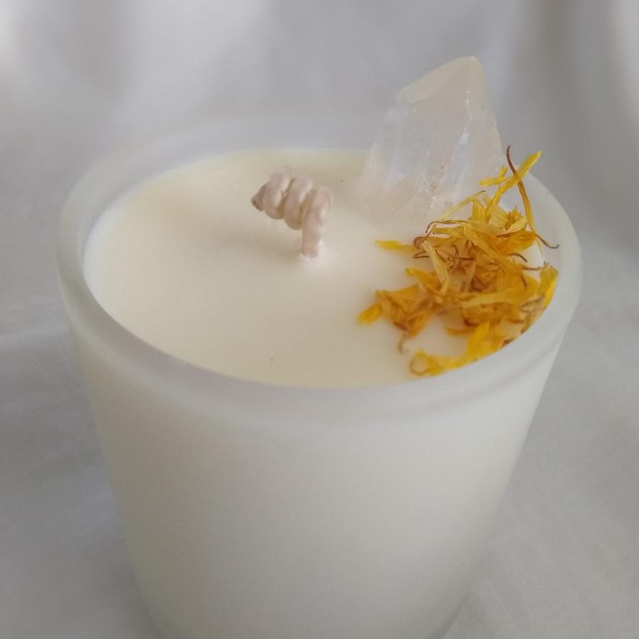 SEVENTEEN70/BOTANICALS - SEA SALT CARAMEL + CLEAR QUARTZ CANDLE